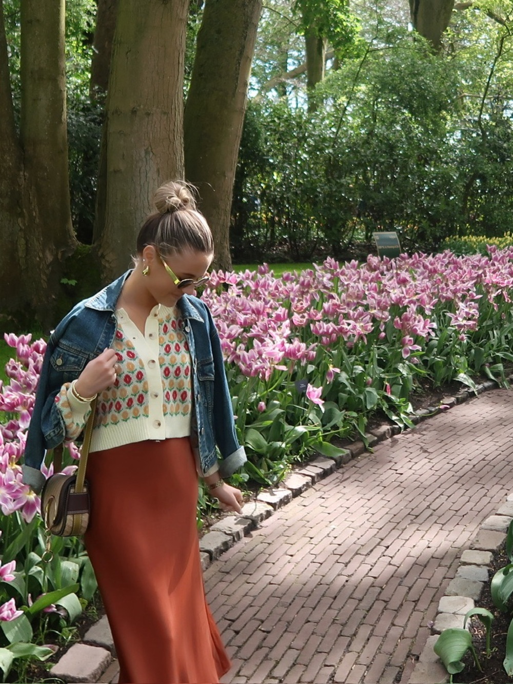 Cream Floral Pattern Cropped Cardigan Sweater